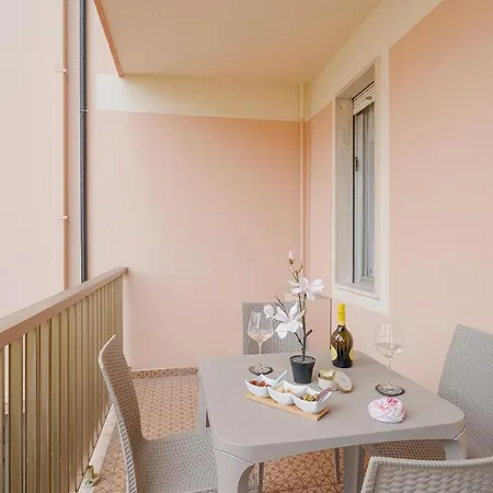 Near The Sea - Wifi And Parking Apartamento *