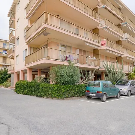 Near The Sea - Wifi And Parking * Ventimiglia