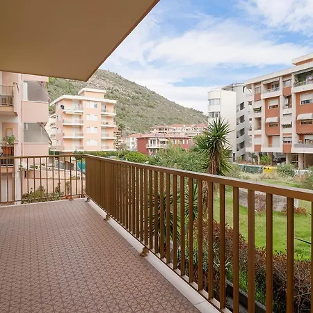 Near The Sea - Wifi And Parking Appartamento
